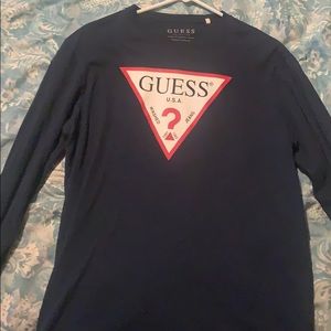 GUESS LONG-SLEEVE SIZE SMALL (FITS MEDIUM)